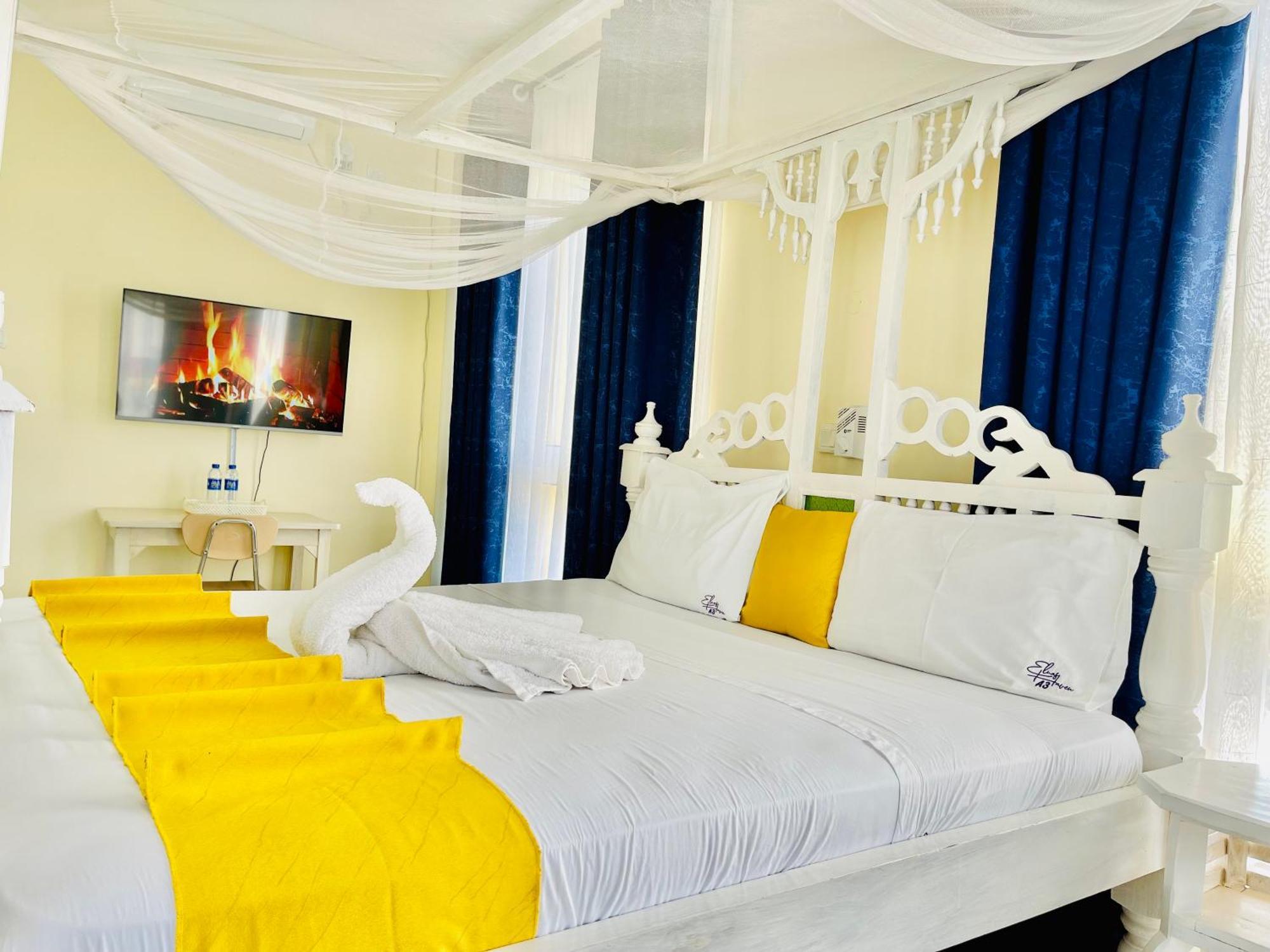 Bed and Breakfast Elna'S Nyali - Work & Unwind - Pool, Sea Views, Ac & Fast Wi-Fi Mombasa Exteriér fotografie