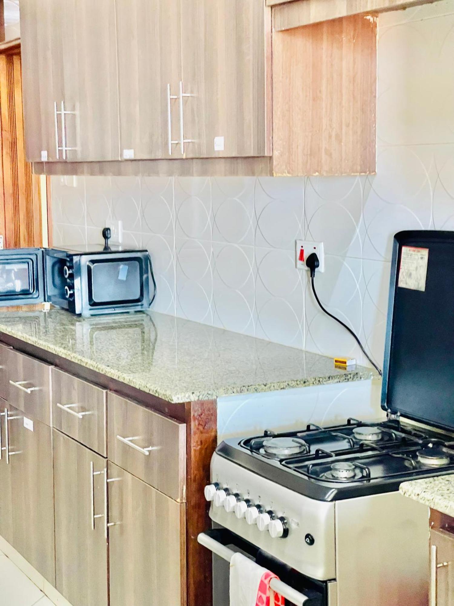 Bed and Breakfast Elna'S Nyali - Work & Unwind - Pool, Sea Views, Ac & Fast Wi-Fi Mombasa Exteriér fotografie