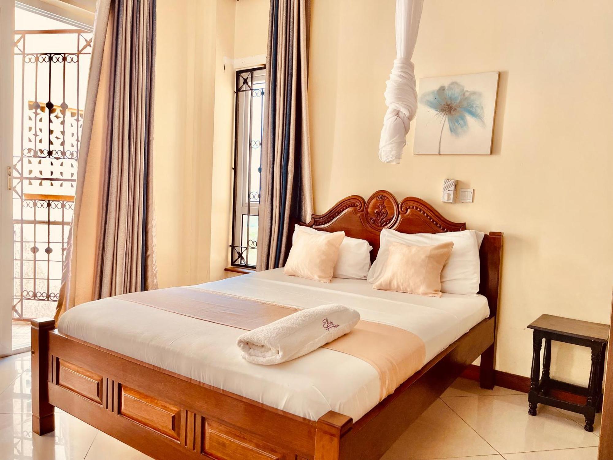 Bed and Breakfast Elna'S Nyali - Work & Unwind - Pool, Sea Views, Ac & Fast Wi-Fi Mombasa Exteriér fotografie