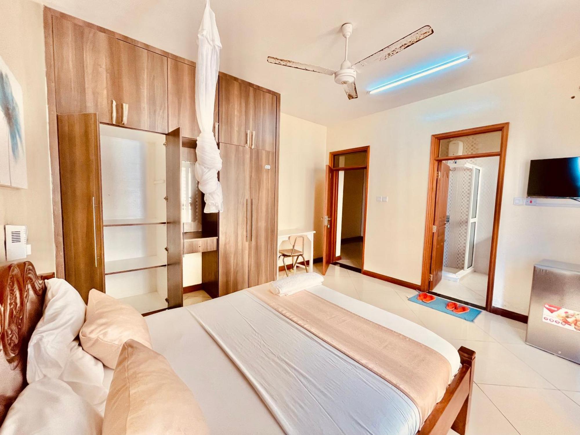 Bed and Breakfast Elna'S Nyali - Work & Unwind - Pool, Sea Views, Ac & Fast Wi-Fi Mombasa Exteriér fotografie